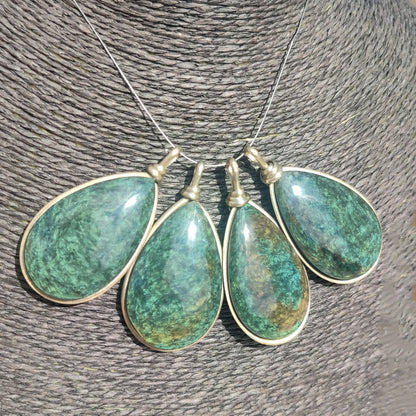 XL Huichol mantle tear obsidian pendant