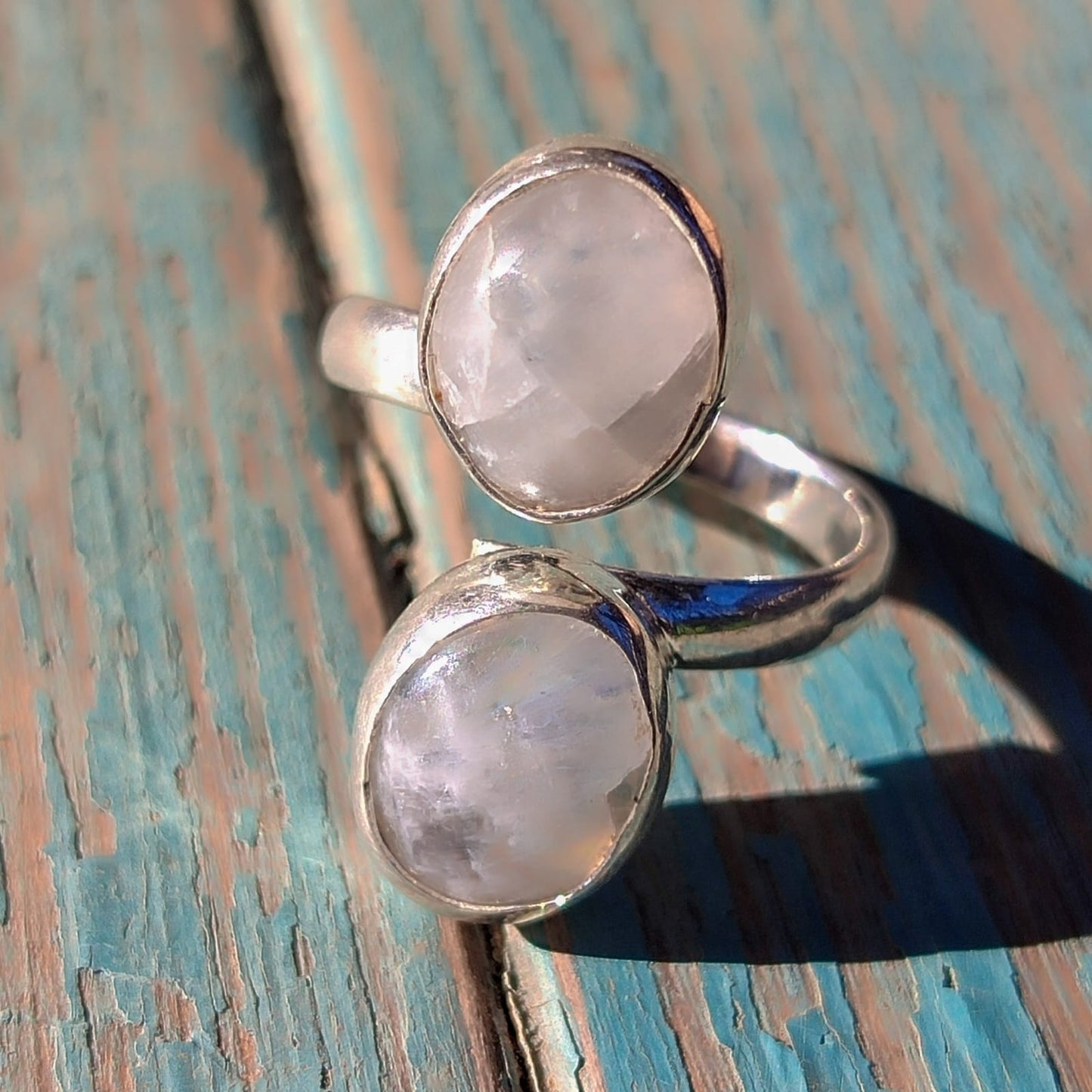 Anillo de piedra luna